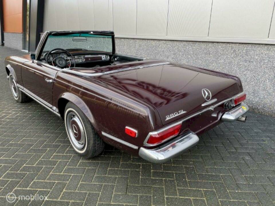 Image 10/19 de Mercedes-Benz 280 SL (1968)