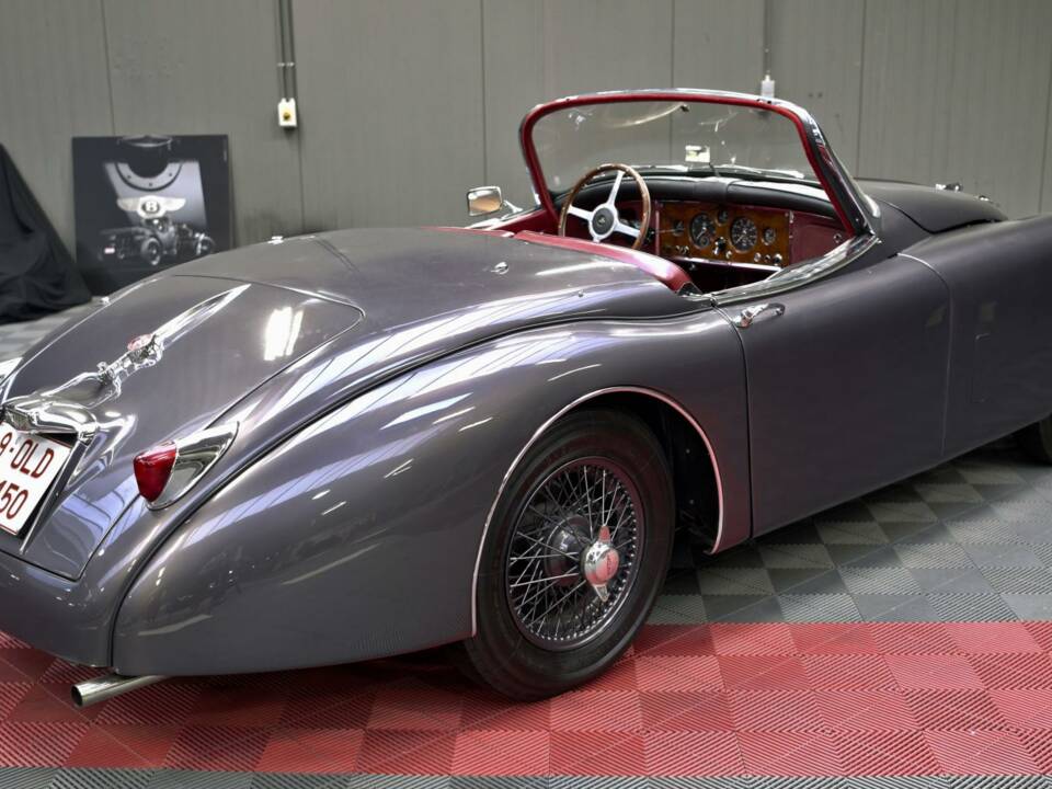 Image 5/46 of Jaguar XK 150 3.4 S OTS (1958)
