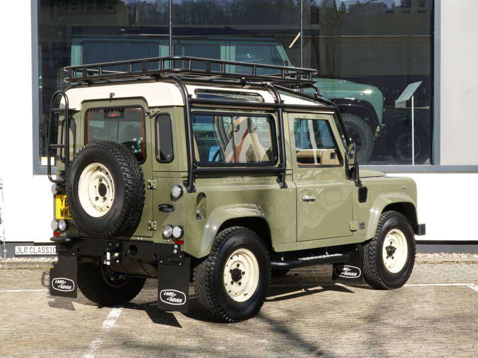 Afbeelding 10/32 van Land Rover Defender 90 Works V8 (2014)