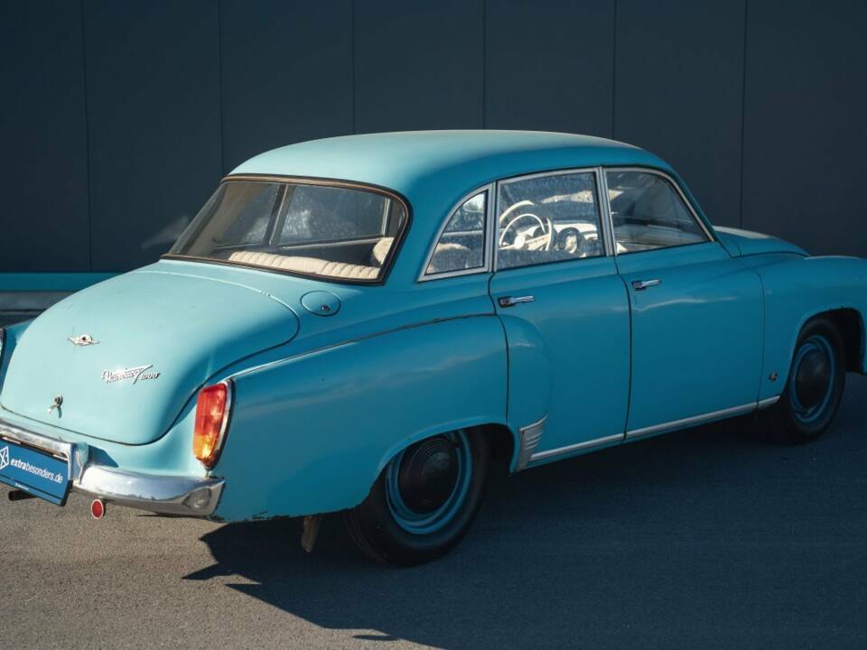 Image 15/15 of Wartburg 311/0 Standardlimousine (1959)