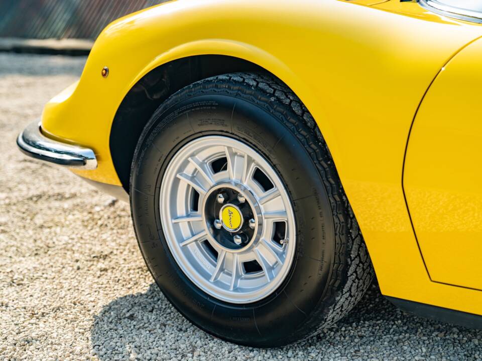 Bild 18/45 von Ferrari Dino 246 GT (1972)