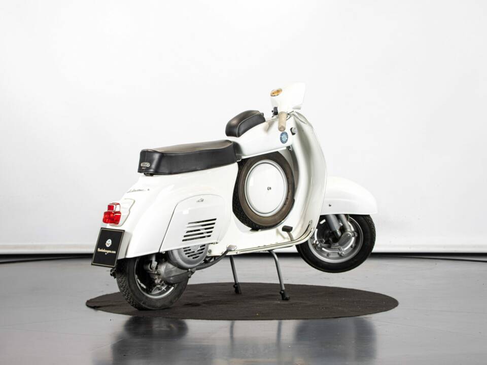 Immagine 4/50 di Piaggio Vespa 50 SS (1966)