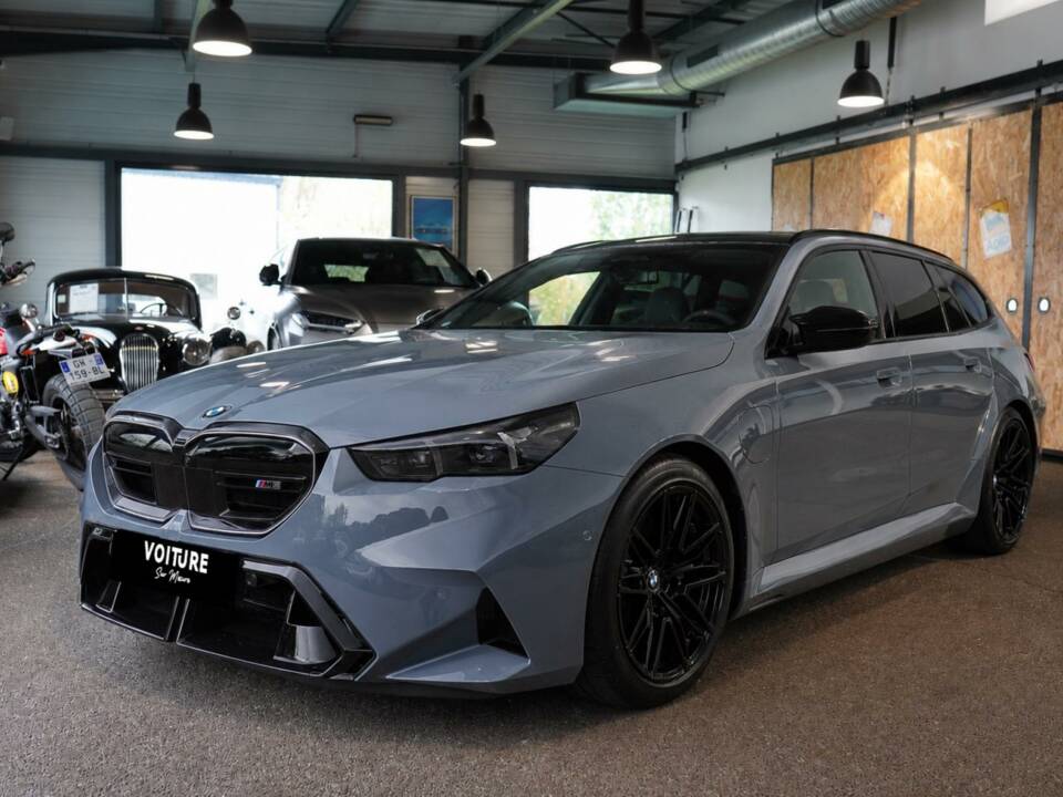 Bild 1/10 von BMW M5 Touring (2025)