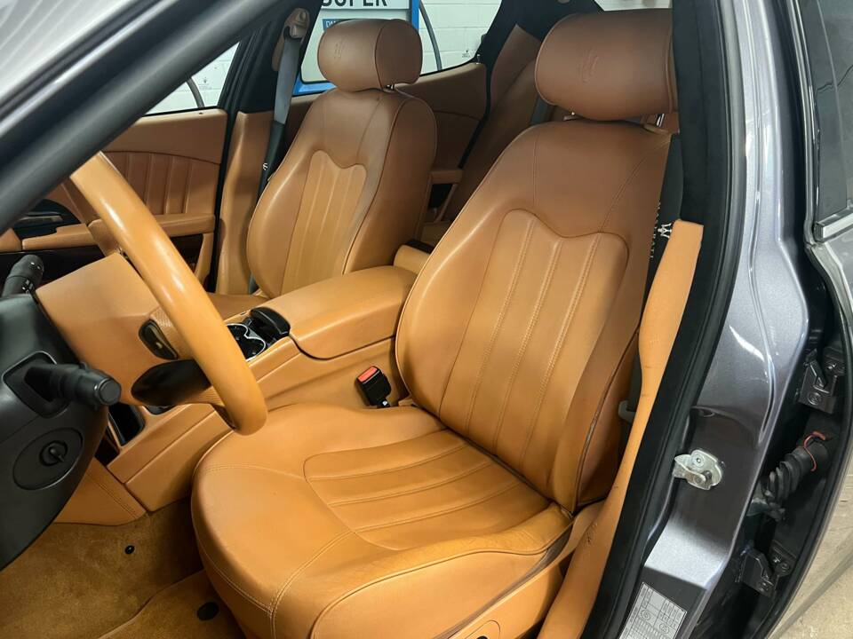 Image 7/19 de Maserati Quattroporte S 4.7 (2009)