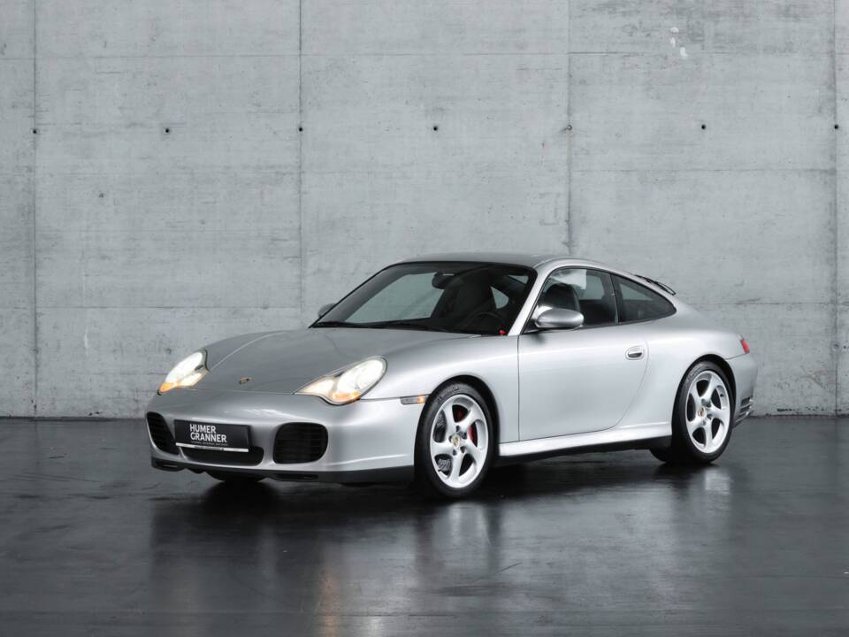 Image 2/50 of Porsche 911 Carrera 4S (2004)