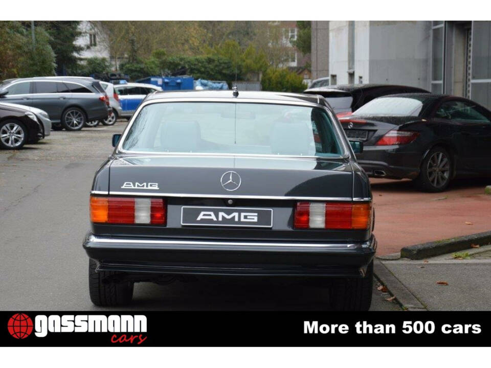 Immagine 6/15 di Mercedes-Benz 500 SEL (1985)