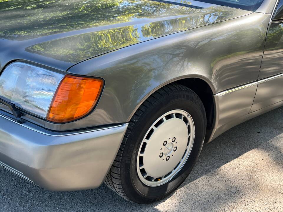 Image 28/44 of Mercedes-Benz 400 SEL (1992)
