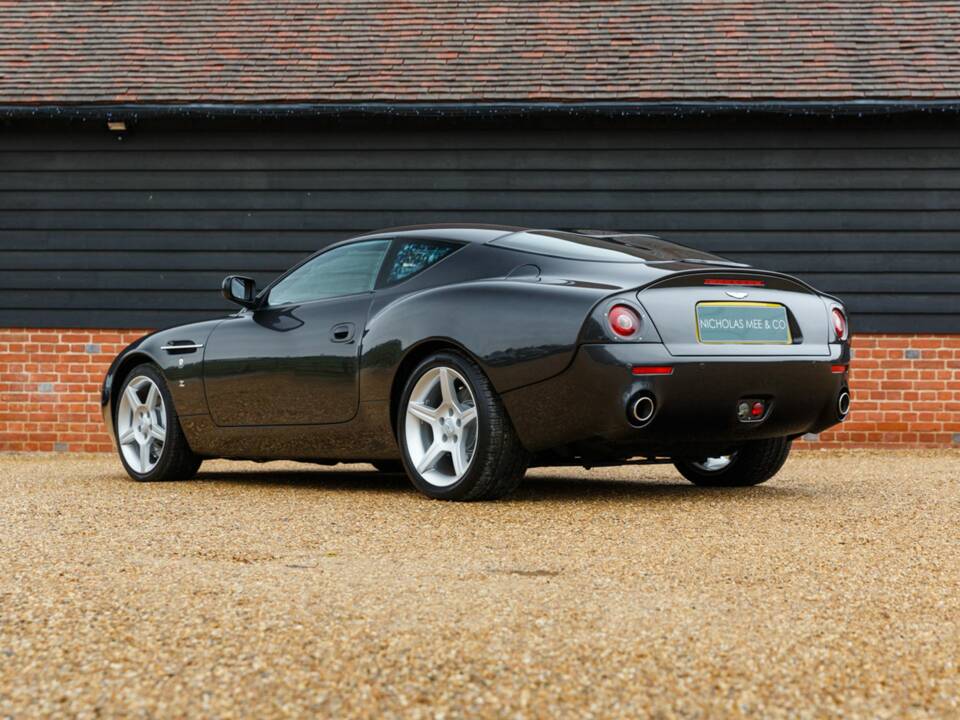 Image 4/50 of Aston Martin DB 7 Zagato (2004)