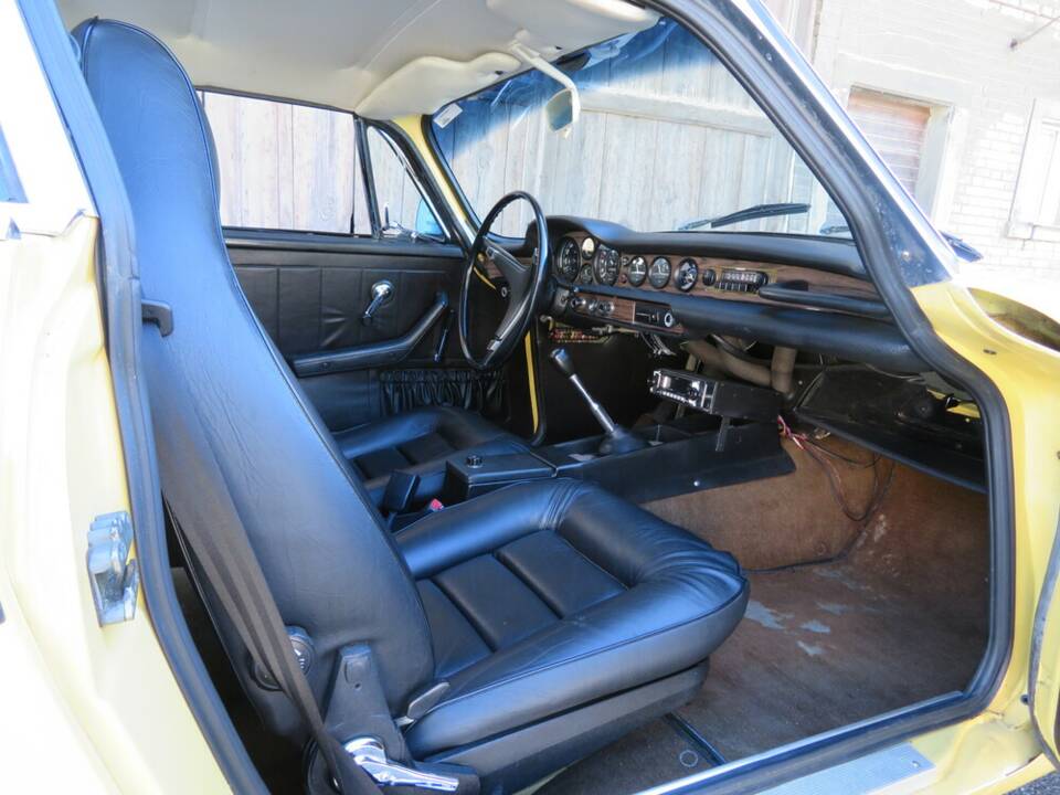 Image 6/18 of Volvo 1800 ES (1972)