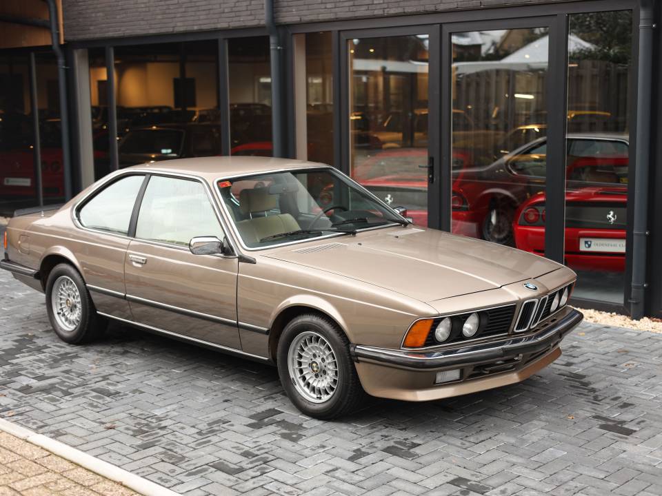 Image 2/47 of BMW 635 CSi (1984)