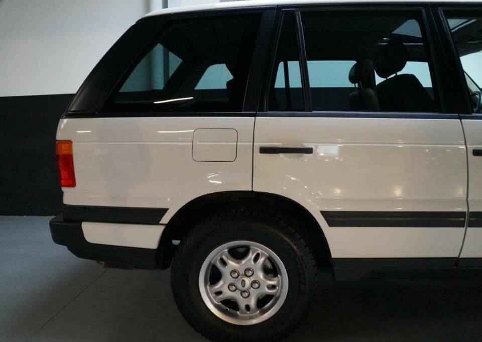 Immagine 31/50 di Land Rover Range Rover 4.0 SE (1997)