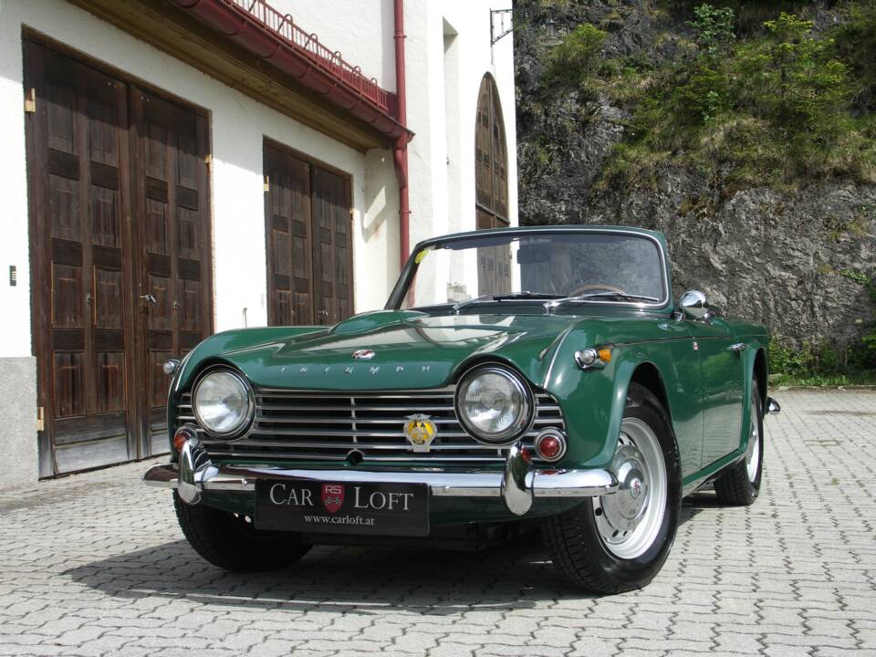 Afbeelding 7/31 van Triumph TR 4A IRS (1965)