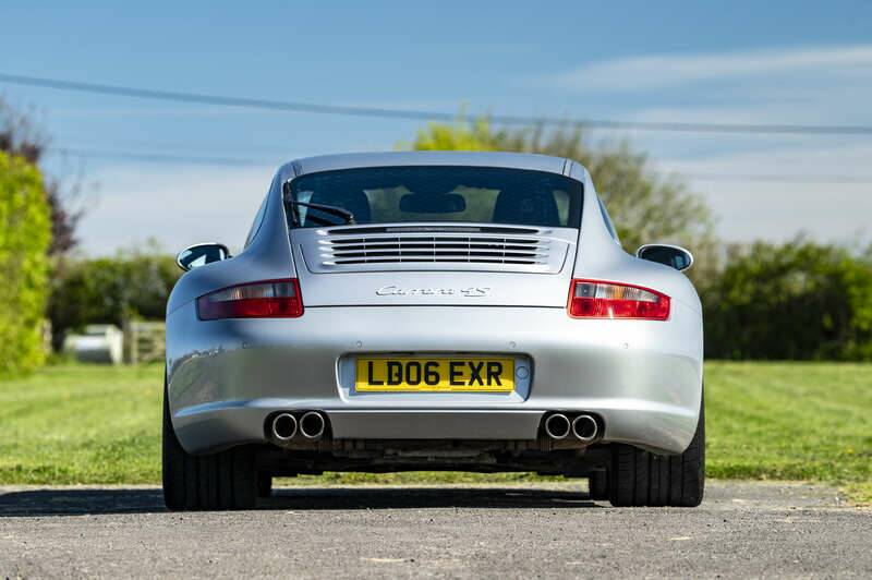 Afbeelding 8/50 van Porsche 911 Carrera 4S (2006)