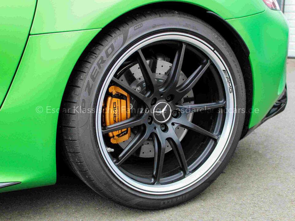 Immagine 16/35 di Mercedes-AMG GT-R (2018)