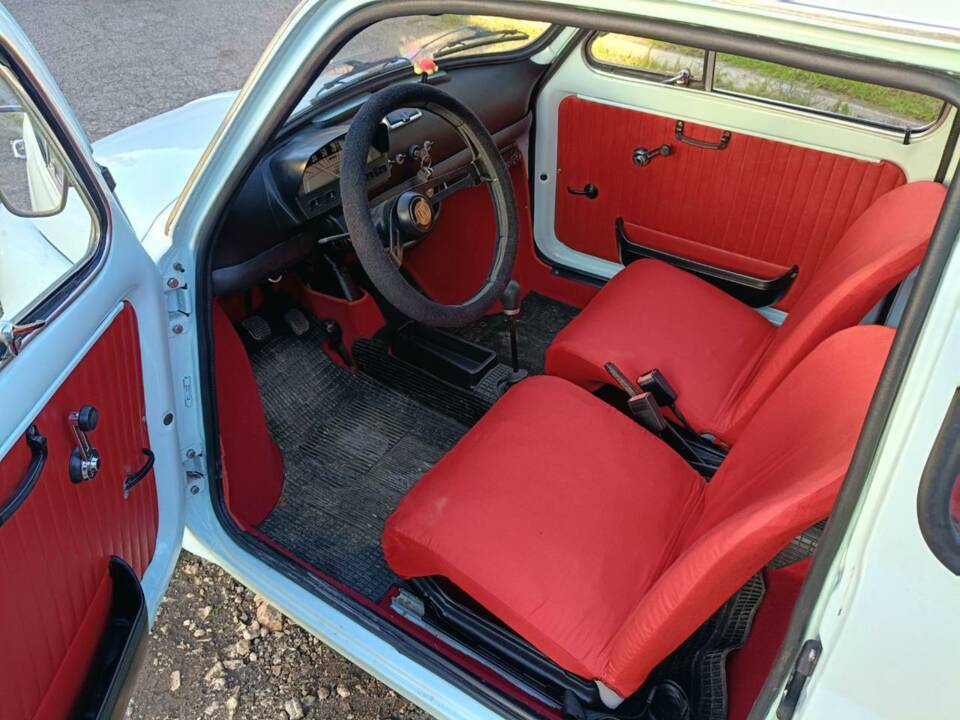 Image 38/48 of FIAT 500 L (1971)