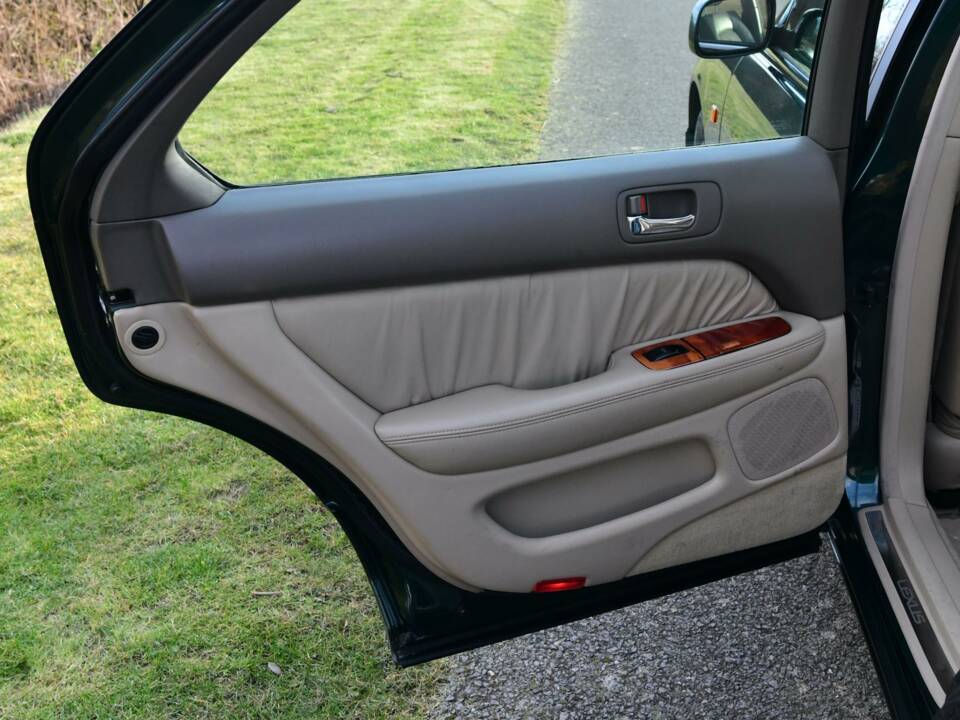 Afbeelding 40/50 van Lexus LS 400 (1998)