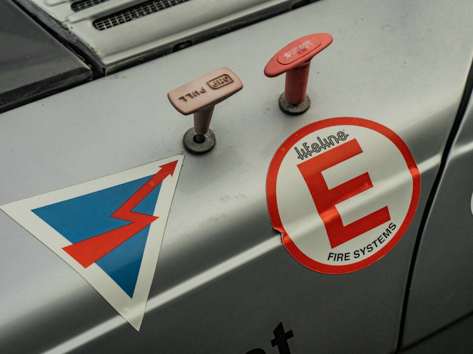 Afbeelding 14/40 van Mercedes-Benz 350 SLC (1973)