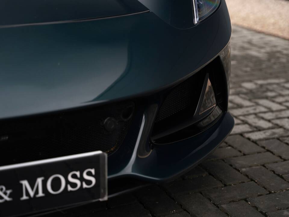 Image 25/50 de Lotus Emira &quot;First Edition&quot; (2023)