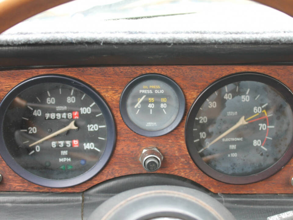 Image 4/22 of FIAT 124 Spider CS1 (1974)