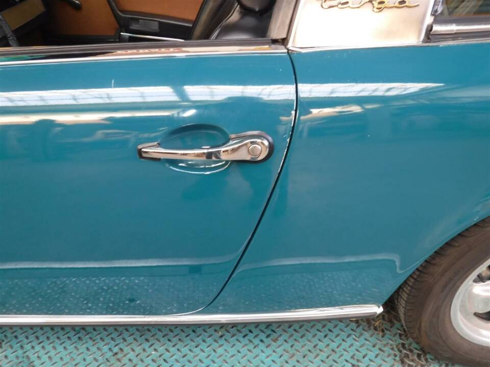 Image 30/50 of Porsche 911 2.4 E (1973)