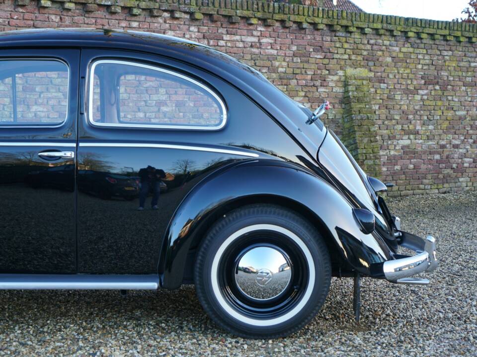Image 41/50 of Volkswagen Beetle 1200 Standard "Oval" (1955)