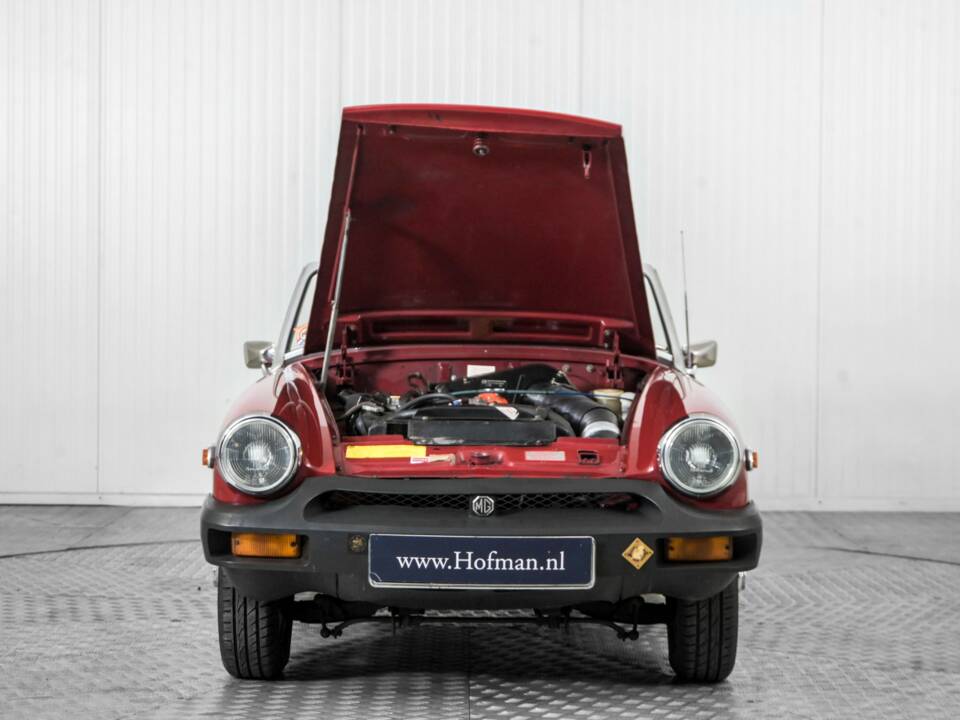 Image 38/50 de MG Midget 1500 (1979)