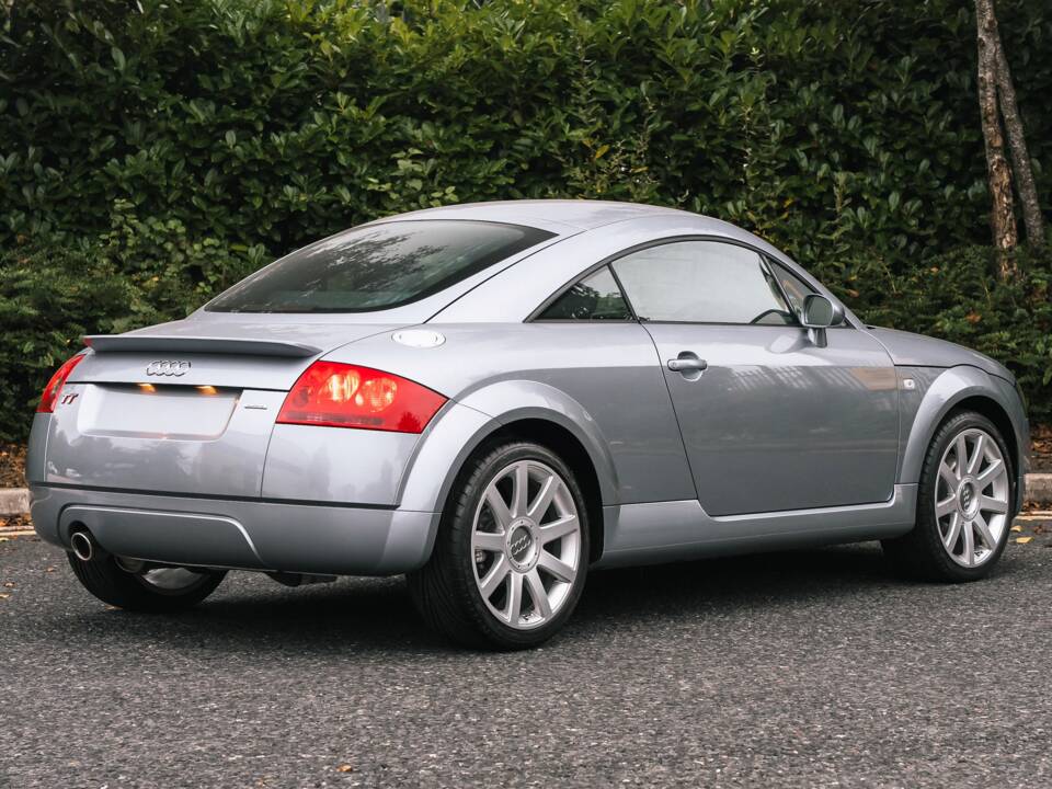 Immagine 3/50 di Audi TT 1.8 T quattro (2006)