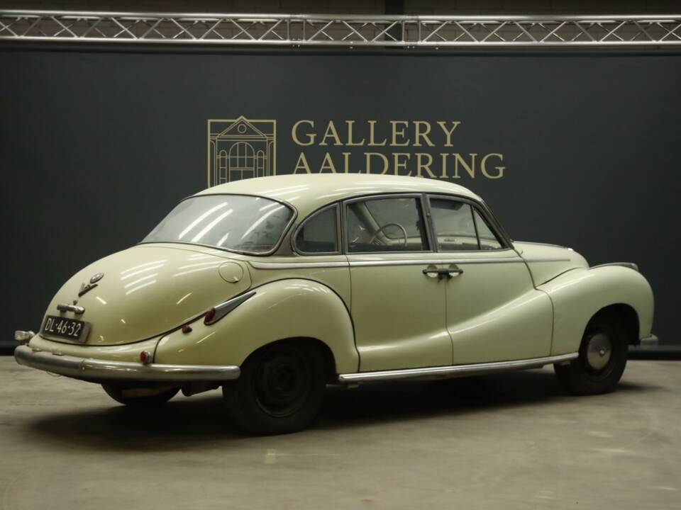 Afbeelding 39/50 van BMW 502 (1956)