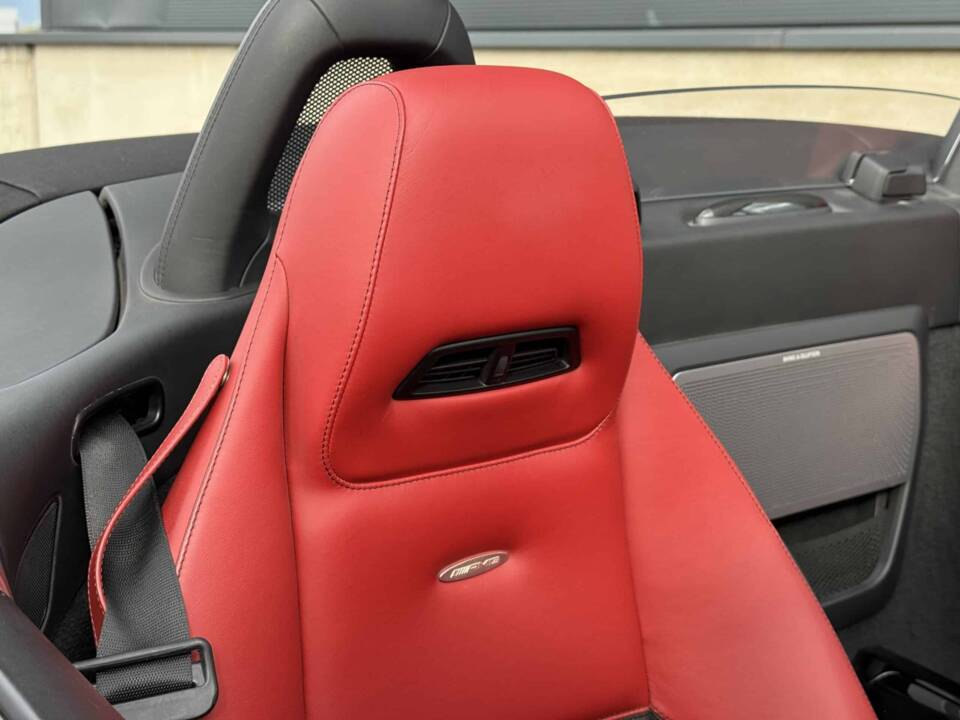 Bild 37/46 von Mercedes-Benz SLS AMG Roadster (2012)