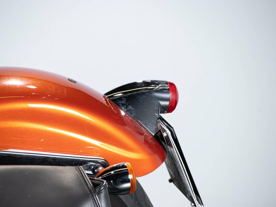 Bild 20/50 von Harley-Davidson DUMMY (2010)