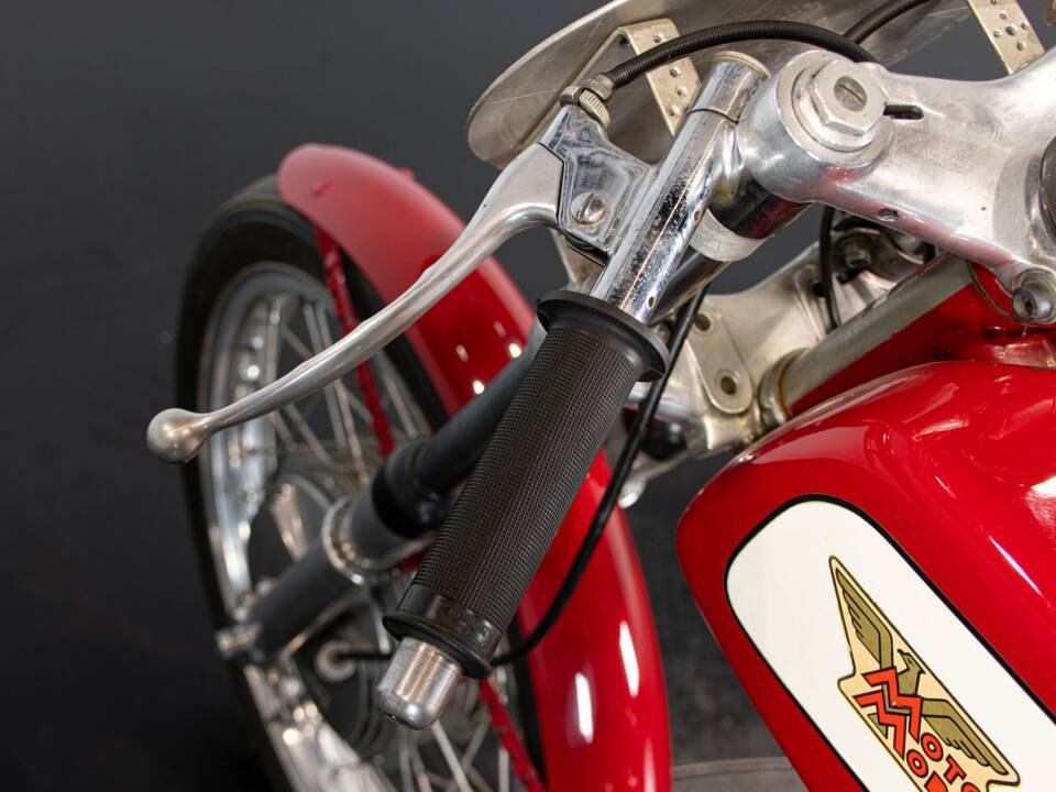 Bild 47/50 von Moto Morini DUMMY (1958)