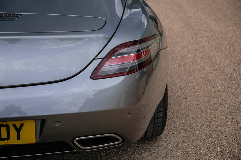 Image 48/50 of Mercedes-Benz SLS AMG Roadster (2014)