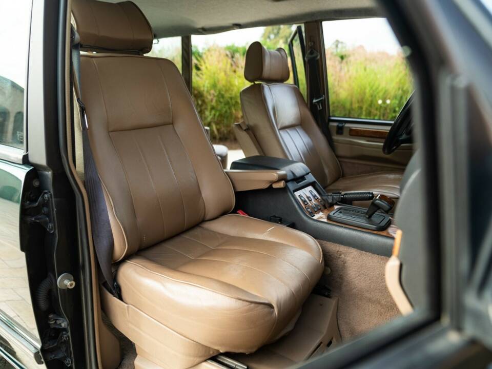 Image 35/50 of Land Rover Range Rover 4.2 LSE (1994)