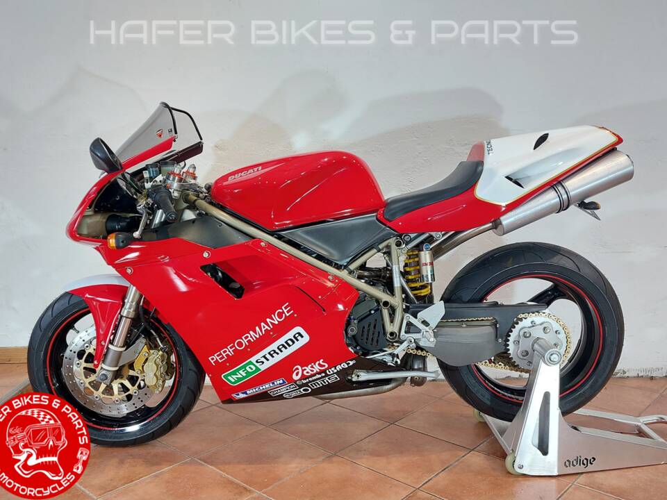 Obraz 10/38 pojazdu Ducati 916 (1998)