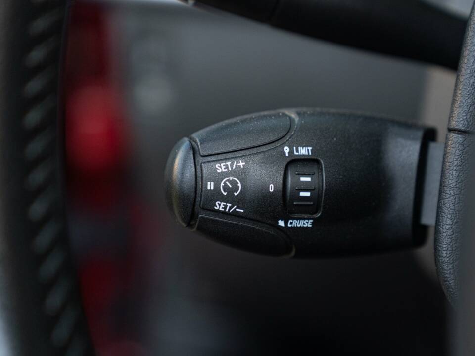 Image 44/50 of Peugeot 207 CC 1.6 VTi (2008)