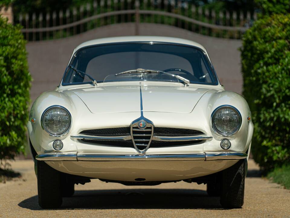 Imagen 3/50 de Alfa Romeo Giulia Sprint Speciale (1963)