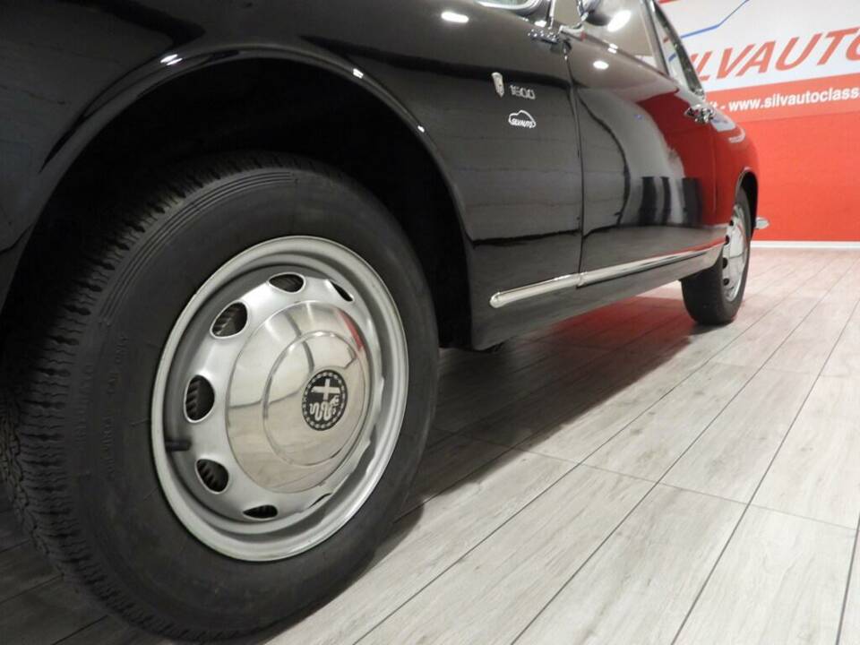 Image 5/15 of Alfa Romeo Giulia 1600 Sprint (1963)