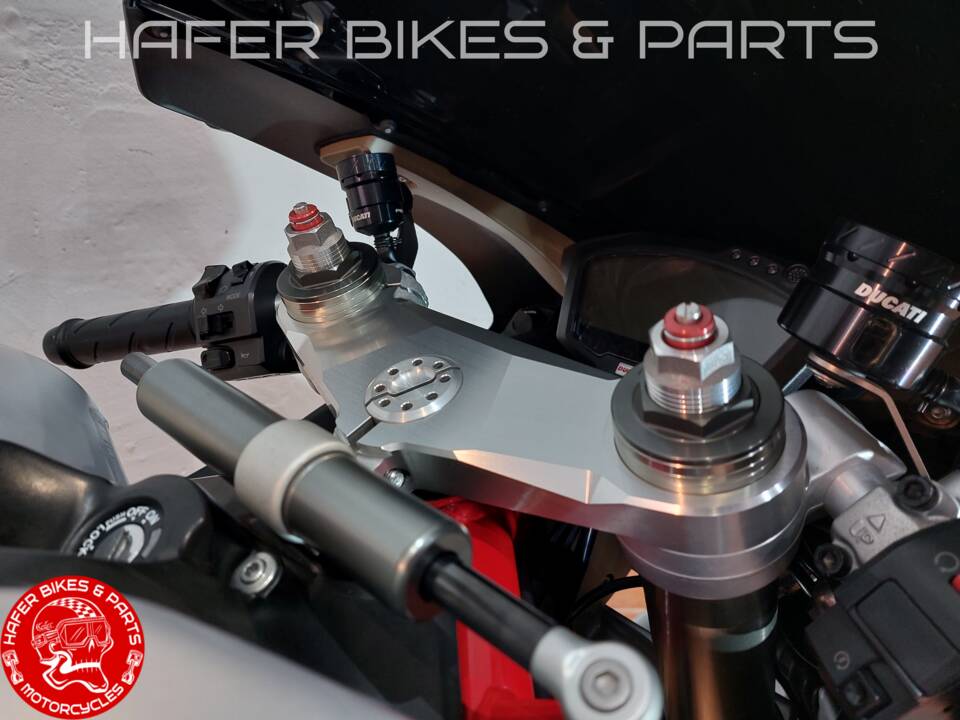 Imagen 22/55 de Ducati DUMMY (2010)