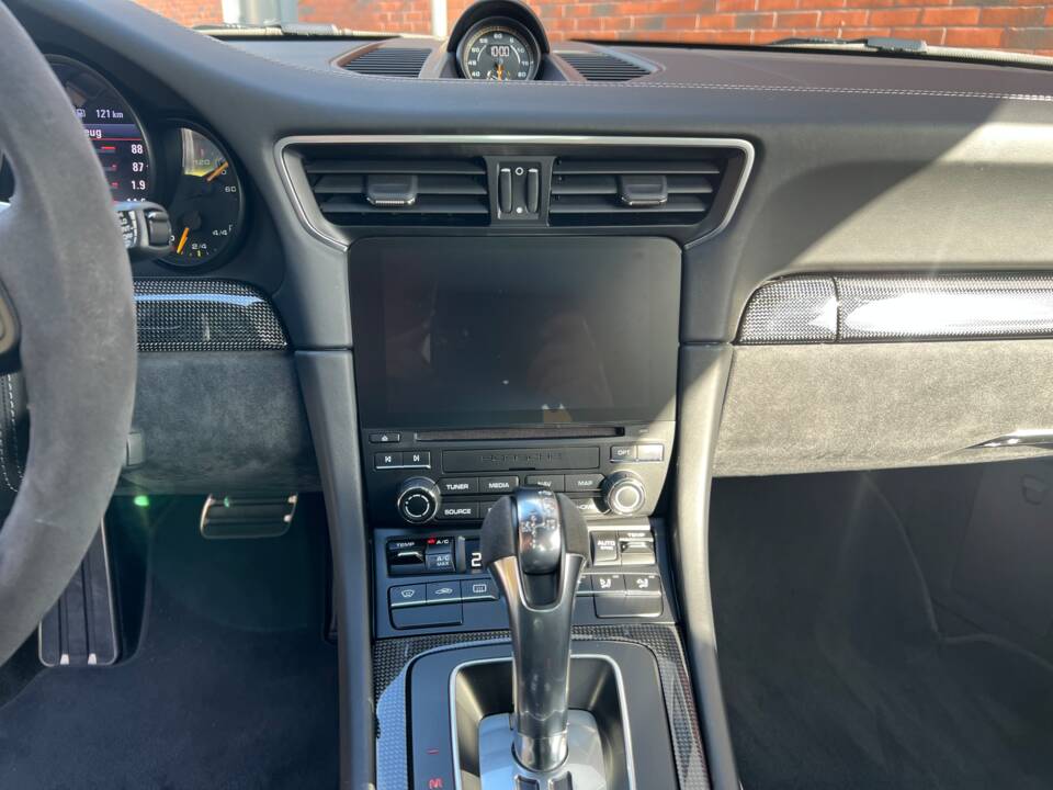 Immagine 24/29 di Porsche 911 GT3 (2018)