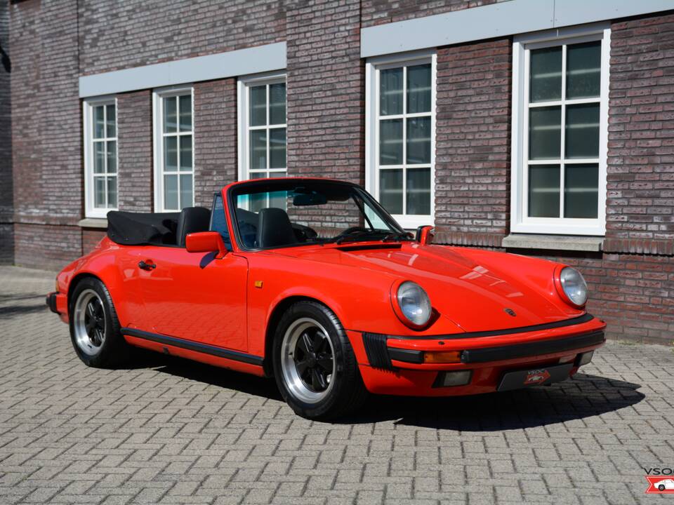Bild 3/13 von Porsche 911 Carrera 3.2 (1988)
