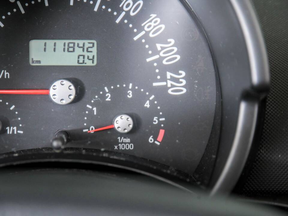 Afbeelding 21/50 van Volkswagen New Beetle 1.4 (2003)