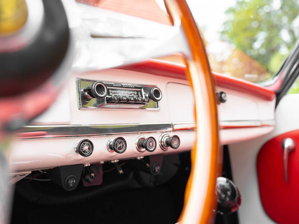 Immagine 33/43 di Alfa Romeo Giulia 1600 Spider (1964)