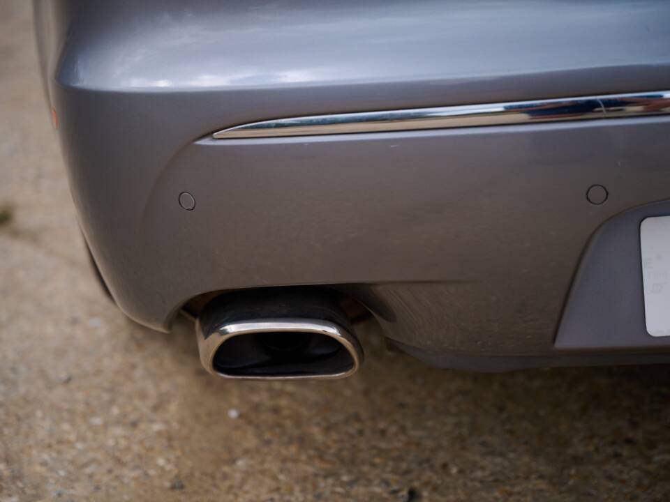 Bild 45/50 von Jaguar XJ 5.0 (2010)