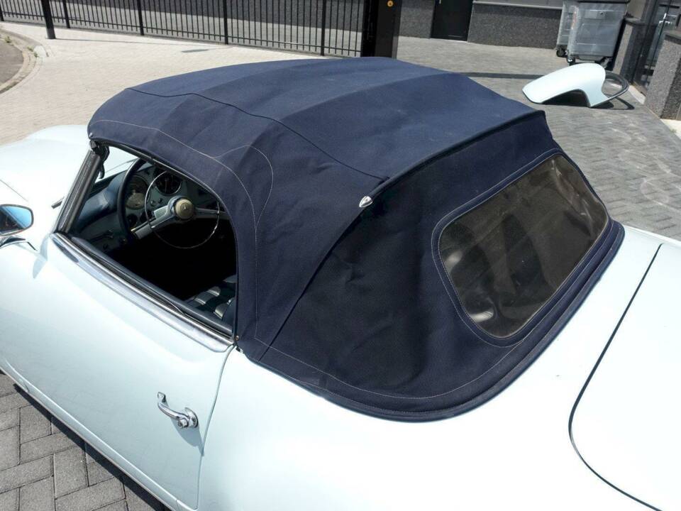 Image 23/43 of Mercedes-Benz 190 SL (1957)