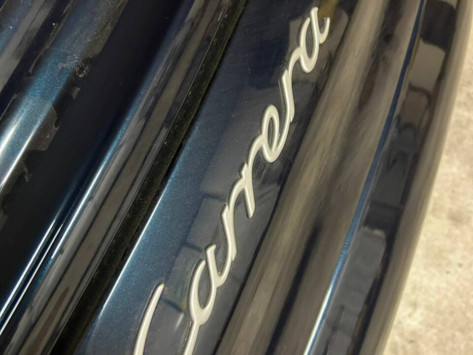 Image 12/12 of Porsche 911 Carrera 4 (1998)