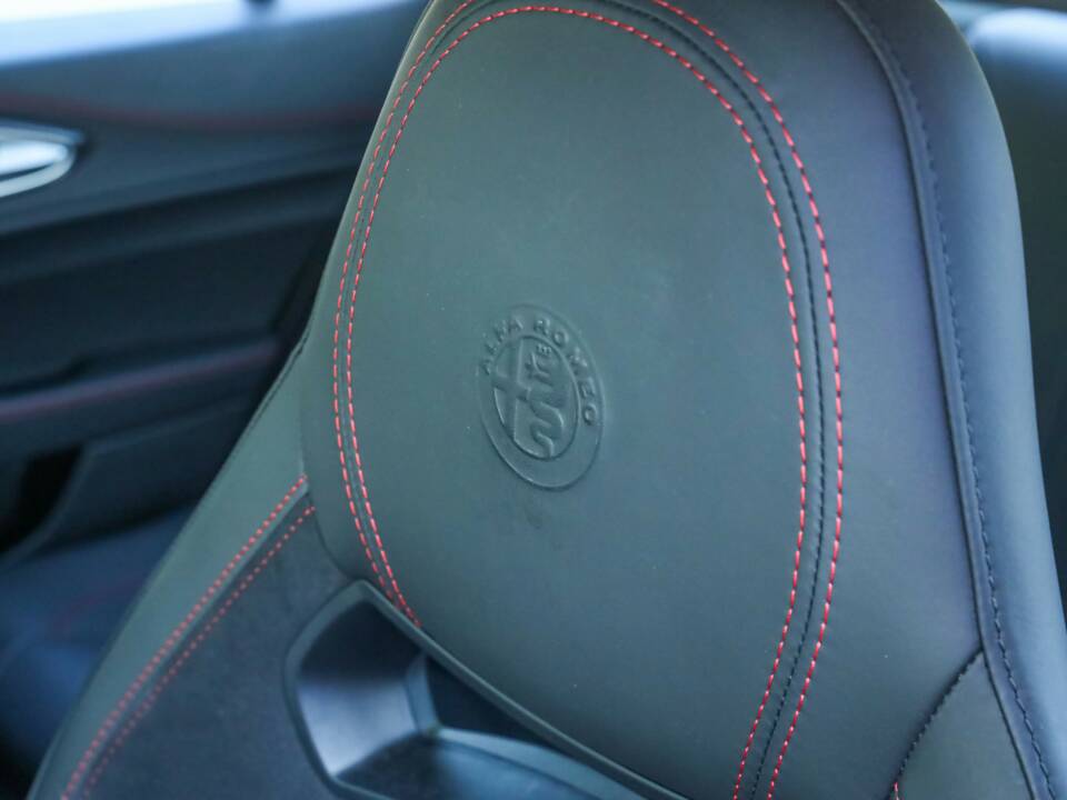 Bild 44/50 von Alfa Romeo Giulia Quadrifoglio (2017)
