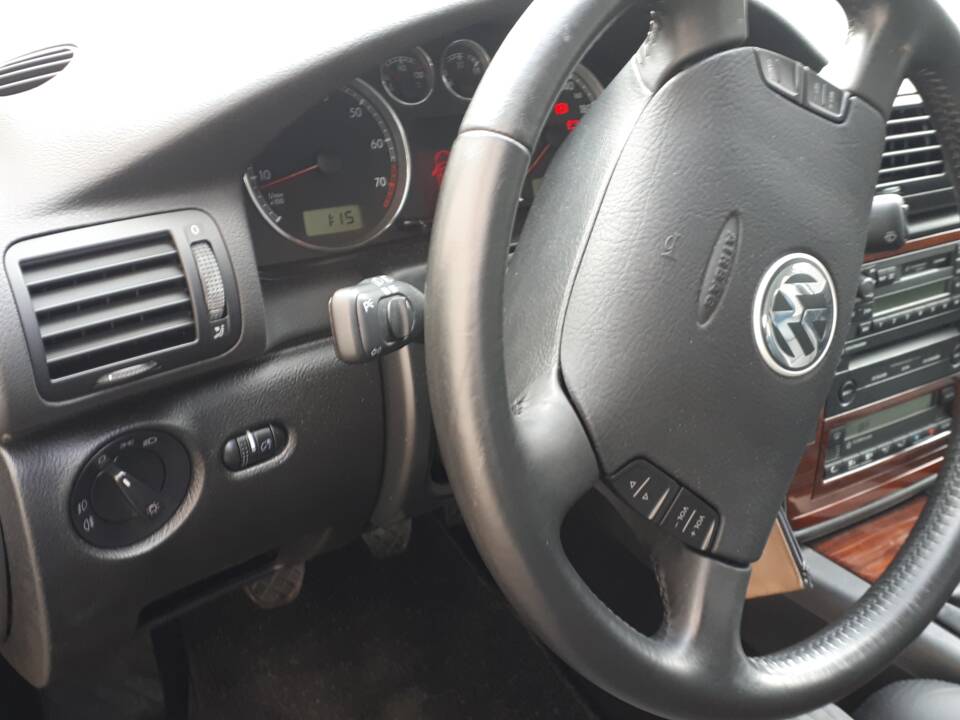 Afbeelding 7/19 van Volkswagen Passat 2.0 (2003)