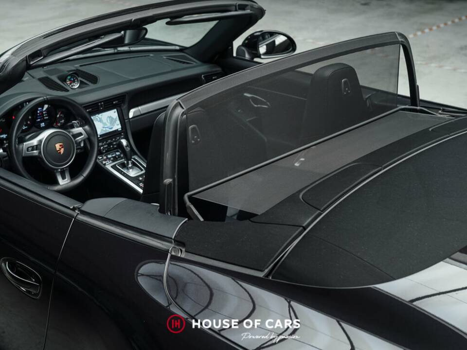 Bild 15/25 von Porsche 911 Carrera 4S (2013)