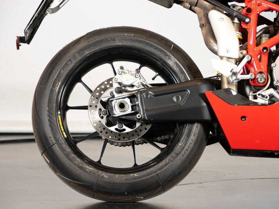 Image 32/50 of Ducati DUMMY (2004)