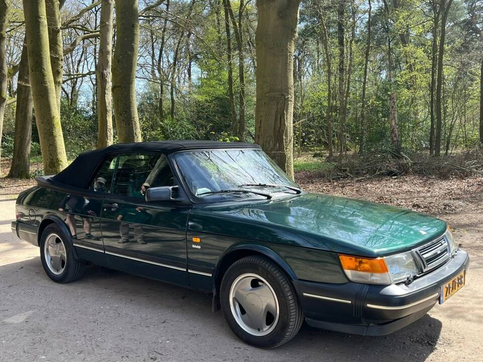 Image 7/8 of Saab 900 S (1992)